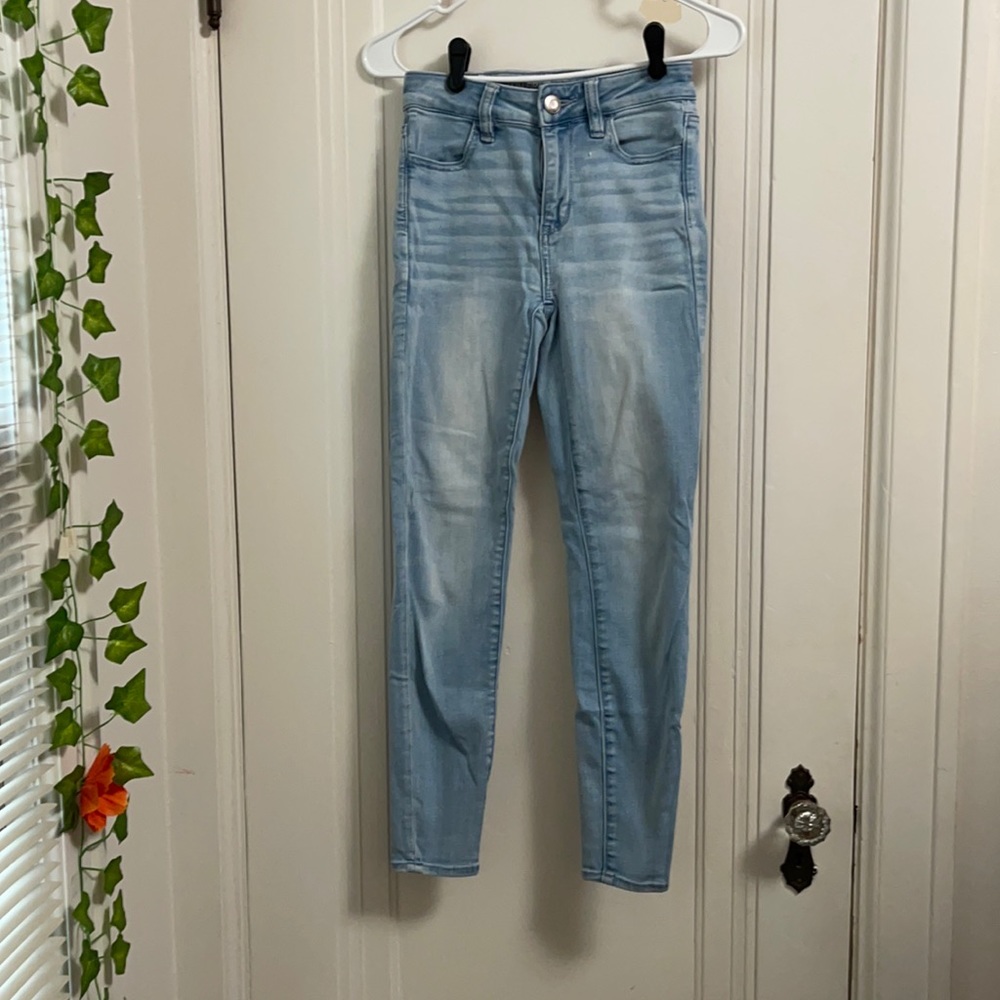 American Eagle light blue Jean